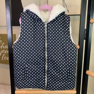 Girls size 7/8 reversible vest